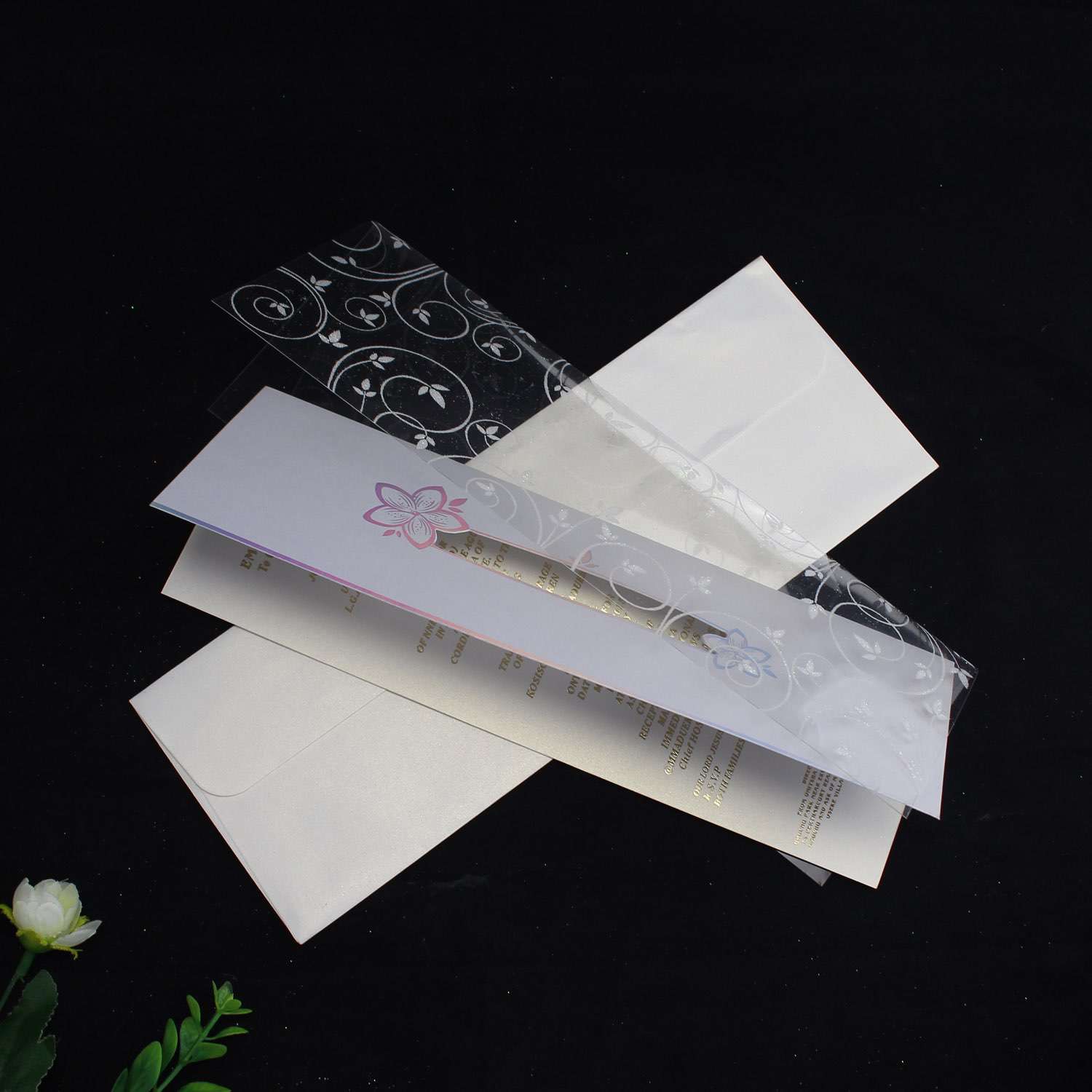 Rectangle Foiling Invitation Card with Clear Plastic Cover Wedding Invitation Card Customized 